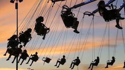 Silhouette of amusement ride